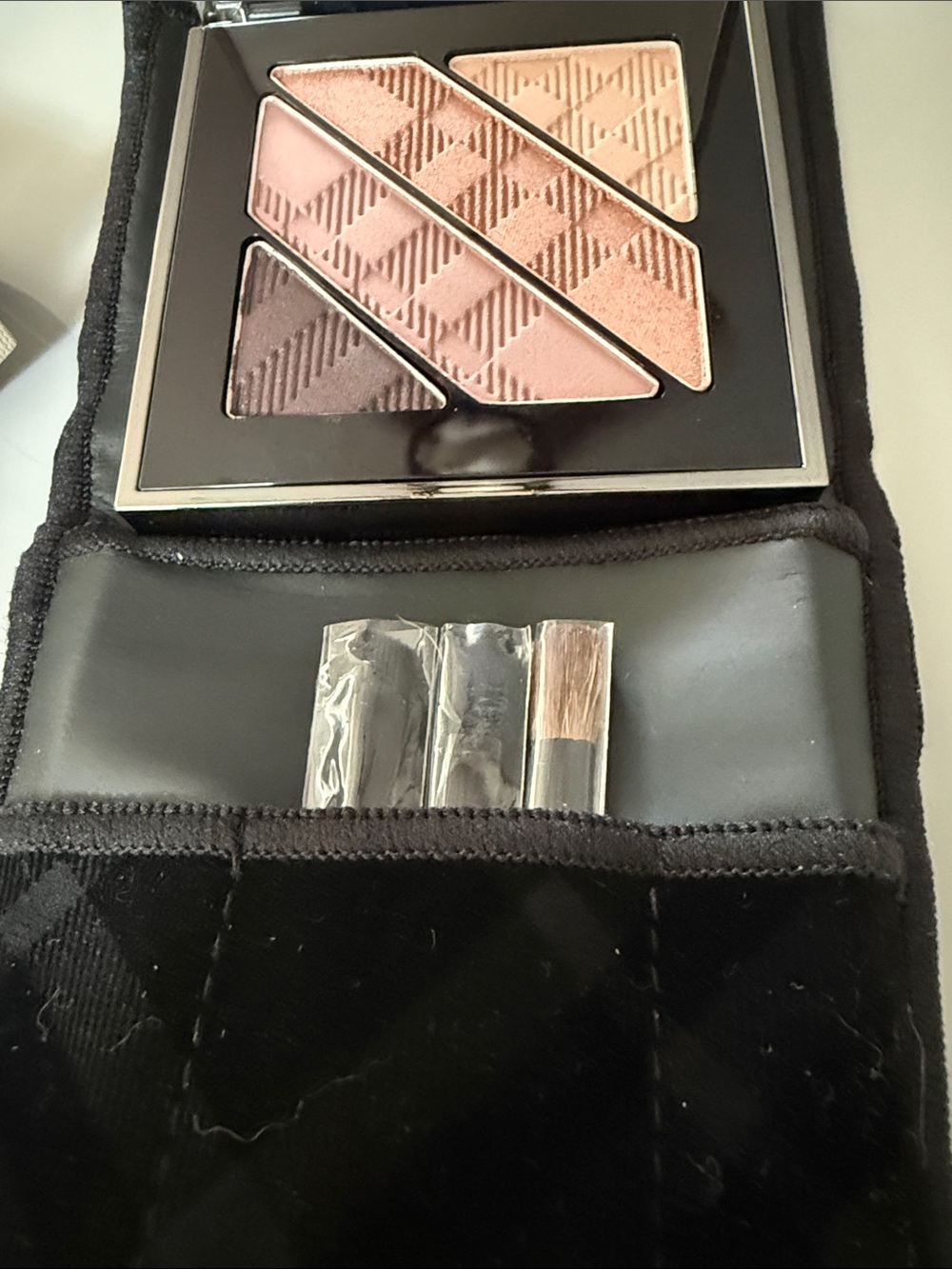 Burberry Pink & Rose Gold Eyeshadow Palette